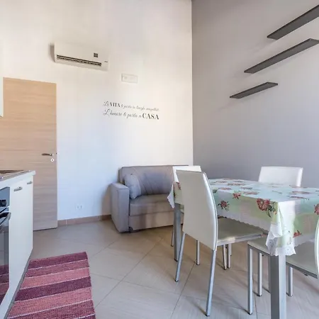 Casa Vacanza Josephine בית נופש ברצלונה פוצו די גוטו